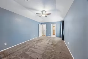 802 W Sealy St, Alvin, TX 77511 - Photo 11