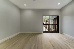 11711 Memorial Dr, Houston, TX 77024 - Photo 29