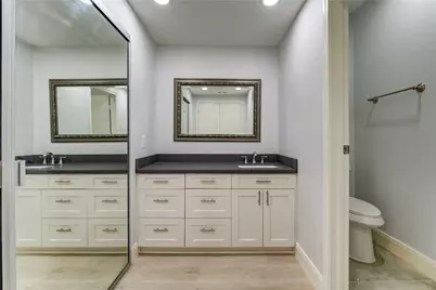 11711 Memorial Drive #534, Houston, TX 77024 - Photo 33