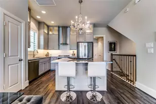 423 T C Jester Blvd, Houston, TX 77007 - Photo 23