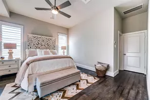 423 T C Jester Blvd, Houston, TX 77007 - Photo 31