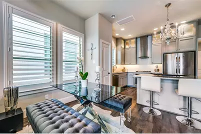 423 T C Jester Boulevard, Houston, TX 77007 - Photo 17