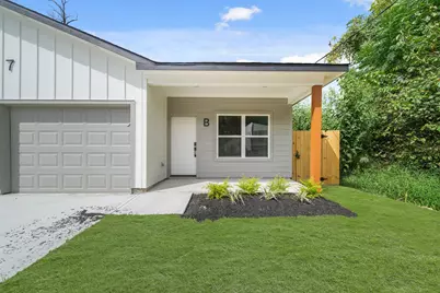 7817 Beckley Street #A/B, Houston, TX 77088 - Photo 9