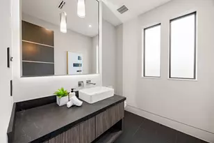 2302 Suffolk Dr, Houston, TX 77027 - Photo 35
