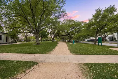 2302 Suffolk Drive, Houston, TX 77027 - Photo 41