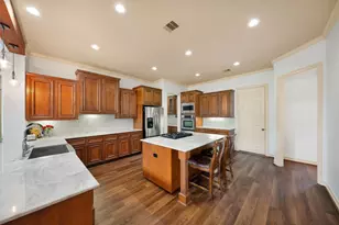 12314 Bend Creek Ln, Pearland, TX 77584 - Photo 11