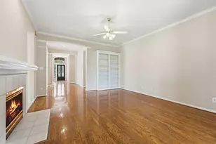 603 Avery Dr, Sugar Land, TX 77479 - Photo 7