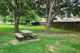6922 Gentle Breeze Dr, Willis, TX 77318 - Photo 33