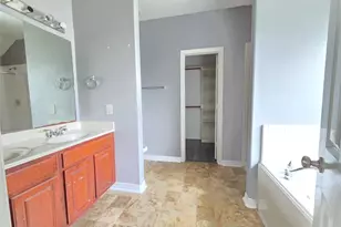 12015 Rosecroft Dr, Houston, TX 77048 - Photo 11