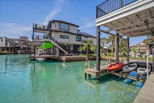 1047 & 1027 Long Reach Dr, Tiki Island, TX 77554 - Photo 47