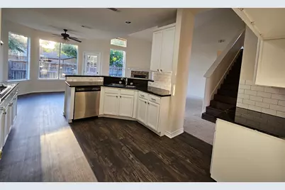 2202 Cherry Hill Court, Richmond, TX 77469 - Photo 3