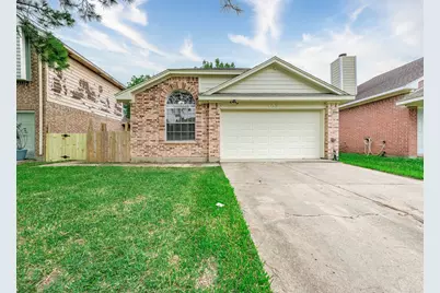 103 Avocado Street, Lake Jackson, TX 77566 - Photo 1