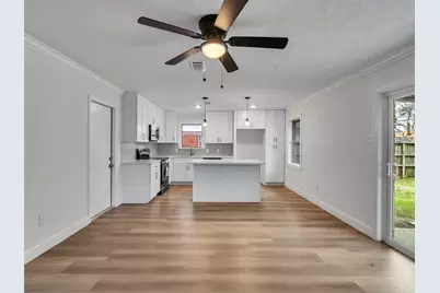 501 Arbor Drive, Deer Park, TX 77536 - Photo 7