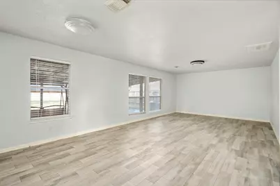 29115 Foxingham Circle, Spring, TX 77386 - Photo 9