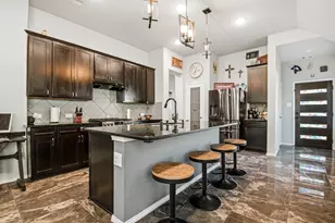 2930 Yaupon Grove Ln, Conroe, TX 77385 - Photo 5