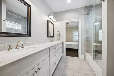 2411 Detering Street, Houston, TX 77007 - Photo 27