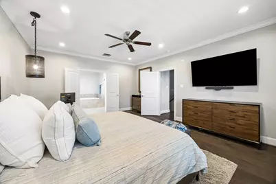 2411 Detering Street, Houston, TX 77007 - Photo 15