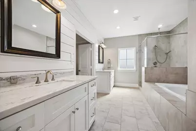 2411 Detering Street, Houston, TX 77007 - Photo 17