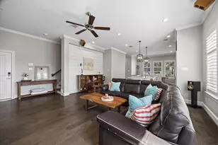 2411 Detering St, Houston, TX 77007 - Photo 11