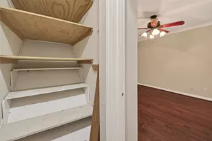 11550 Chimney Rock Rd, Houston, TX 77035 - Photo 17