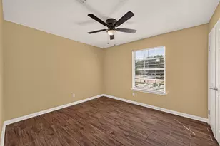 12818 Huntington Field Dr, Houston, TX 77099 - Photo 17