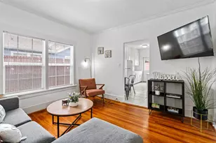 5217 Claremont St, Houston, TX 77023 - Photo 5