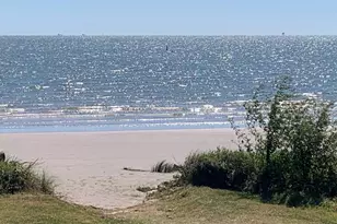 4915 Louise St, Seabrook, TX 77586 - Photo 3