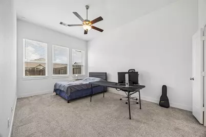 1535 Cathedral Bend Drive, Missouri City, TX 77459 - Photo 17