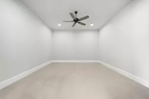 39 Johnathan Landing Court, The Woodlands, TX 77389 - Photo 25