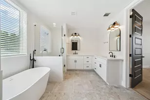 1005 Kern St, Houston, TX 77009 - Photo 9