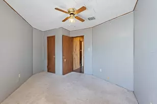 2 Tejas St, Huntsville, TX 77320 - Photo 19