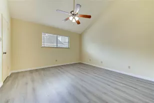 10811 Richmond Ave, Houston, TX 77042 - Photo 11