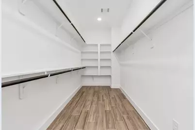 5617 Savyon Drive, Houston, TX 77091 - Photo 7