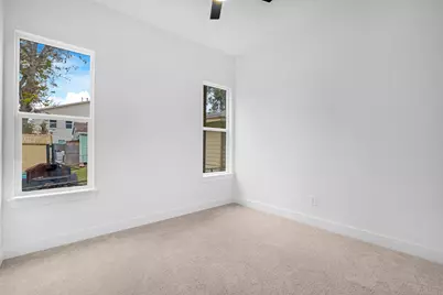 8203 Moonbeam Street #B, Houston, TX 77088 - Photo 9
