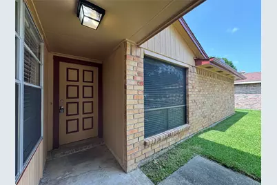 9831 Shell Rock Road, La Porte, TX 77571 - Photo 5
