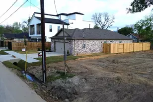 3317 Beulah St, Houston, TX 77004 - Photo 11