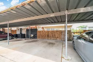 7716 Challie Ln, Houston, TX 77088 - Photo 23