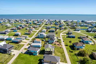 920 Palmview, Crystal Beach, TX 77650 - Photo 23