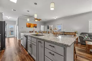 920 Palmview, Crystal Beach, TX 77650 - Photo 15