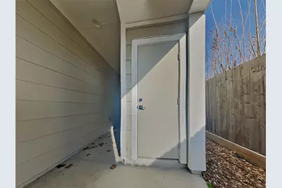 2056 Johanna Drive #F, Houston, TX 77055 - Photo 15