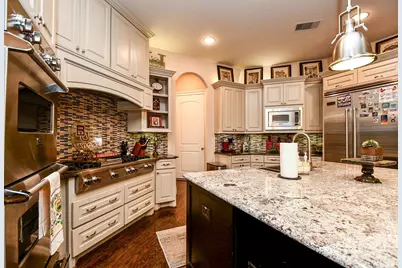 618 Yellow Tulip Trail, Houston, TX 77079 - Photo 13