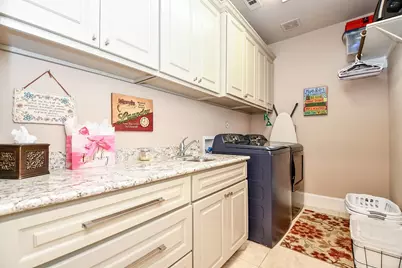 618 Yellow Tulip Trail, Houston, TX 77079 - Photo 37