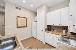 2400 McCue Rd, Houston, TX 77056 - Photo 7