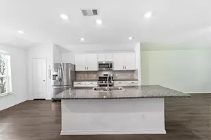 9306 Victoria Valley Ct, Houston, TX 77365 - Photo 5
