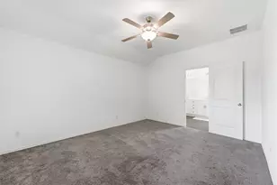 9306 Victoria Valley Ct, Houston, TX 77365 - Photo 17
