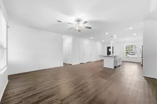 9306 Victoria Valley Ct, Houston, TX 77365 - Photo 11