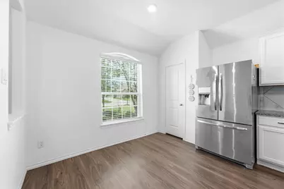 9306 Victoria Valley Court, Houston, TX 77365 - Photo 9