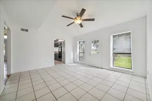 2223 Par Ln, Richmond, TX 77469 - Photo 3