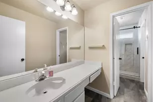 4810 5 Knolls Dr, Friendswood, TX 77546 - Photo 25