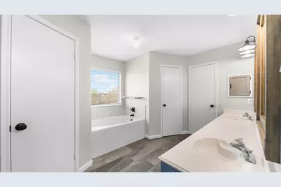 4810 Five Knolls Drive, Friendswood, TX 77546 - Photo 21